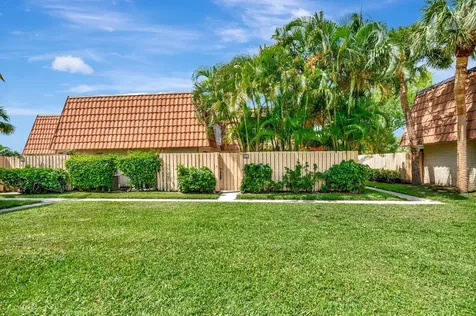 579 Green Springs Place West Palm Beach FL 33409
