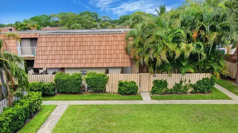 579 Green Springs Place West Palm Beach FL 33409