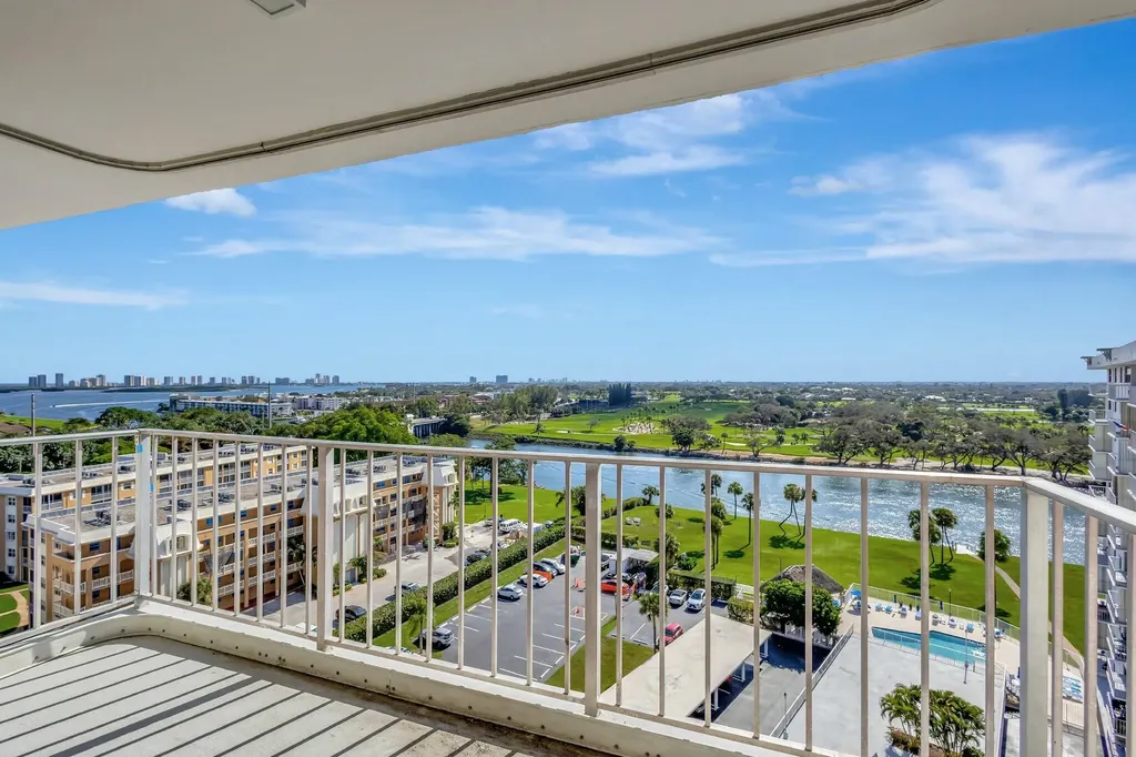 336 Golfview Road North Palm Beach FL 33408