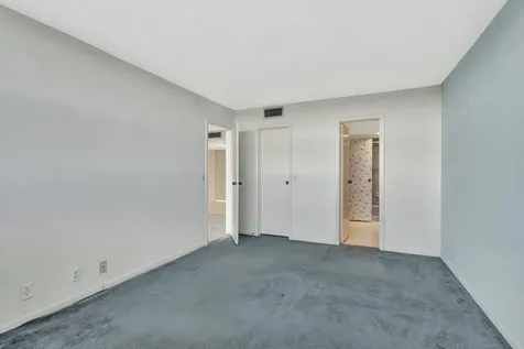 336 Golfview Road North Palm Beach FL 33408