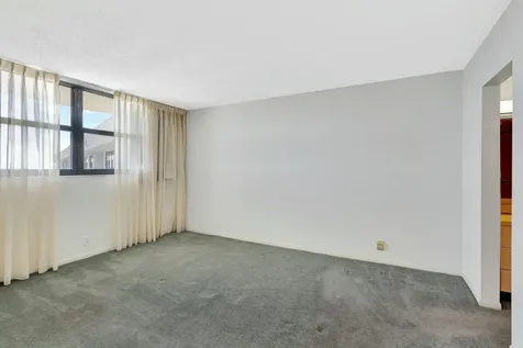 336 Golfview Road North Palm Beach FL 33408