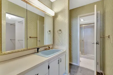 336 Golfview Road North Palm Beach FL 33408