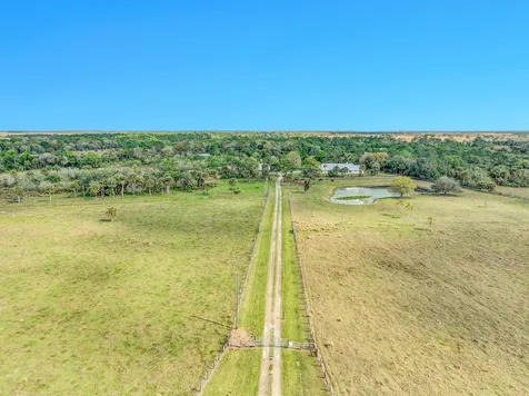 3901 Wild Turkey Trail Okeechobee FL 34974