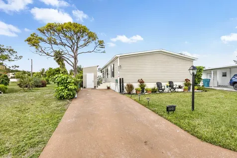 8535 Duke Court Boynton Beach FL 33436