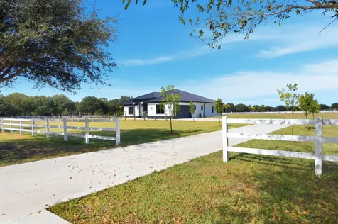 18202 Bridle Way Port Saint Lucie FL 34987