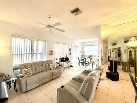 7832 Rockford Road Boynton Beach FL 33472