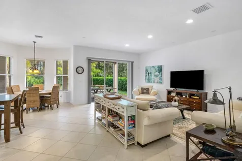 8187 Mariano Falls Lane Boynton Beach FL 33473