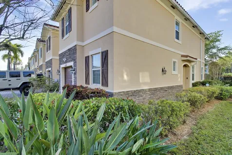 5134 Ashley River Road West Palm Beach FL 33417