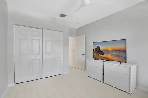 21117 Via Solano Boca Raton FL 33433