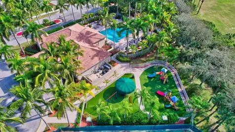 21117 Via Solano Boca Raton FL 33433