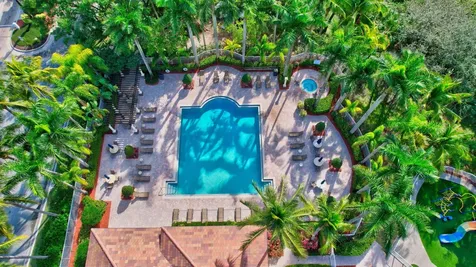 21117 Via Solano Boca Raton FL 33433