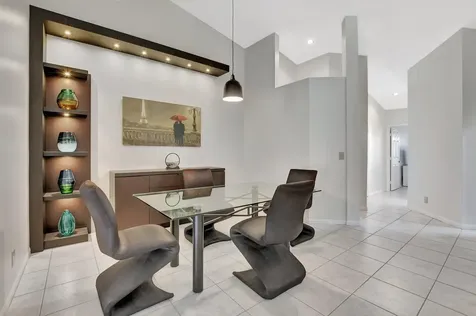 21117 Via Solano Boca Raton FL 33433