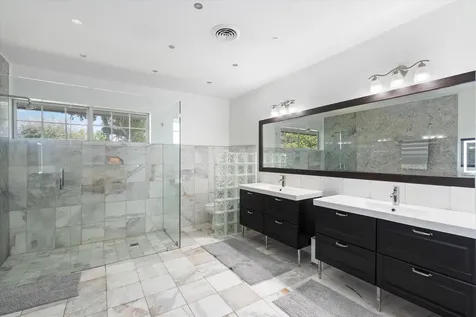 253 N Country Club Drive Atlantis FL 33462