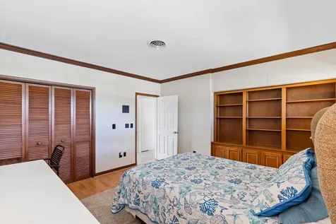 253 N Country Club Drive Atlantis FL 33462