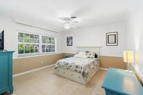 253 N Country Club Drive Atlantis FL 33462