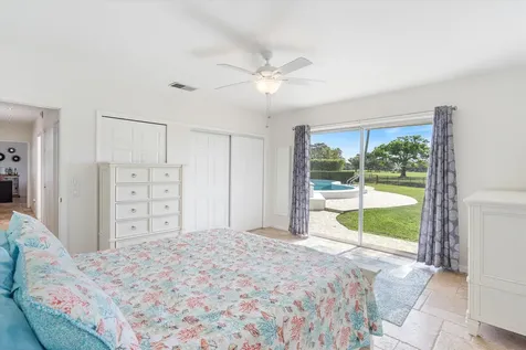 253 N Country Club Drive Atlantis FL 33462