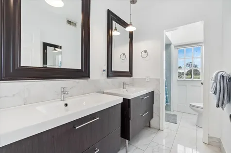 253 N Country Club Drive Atlantis FL 33462