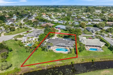 253 N Country Club Drive Atlantis FL 33462