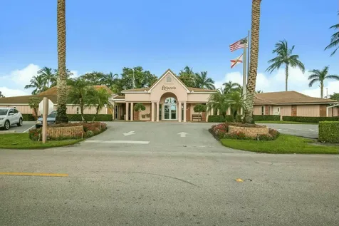 253 N Country Club Drive Atlantis FL 33462