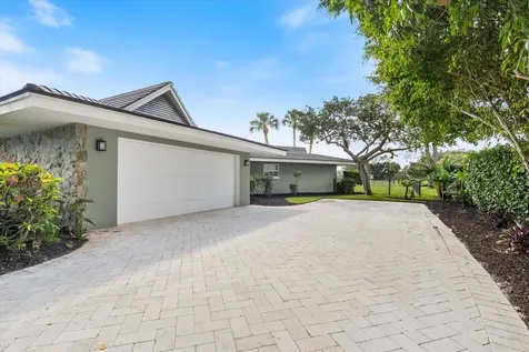 253 N Country Club Drive Atlantis FL 33462