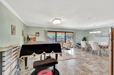 732 Ne 12th Terrace Boynton Beach FL 33435