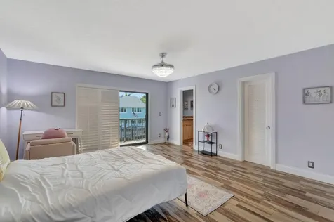 732 Ne 12th Terrace Boynton Beach FL 33435