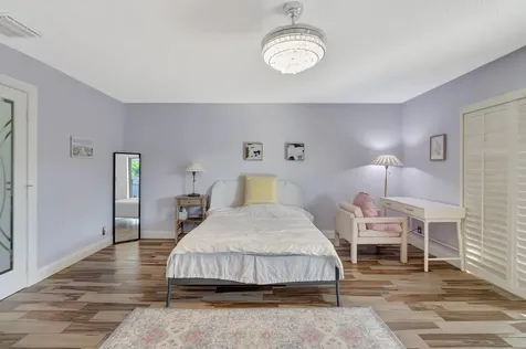 732 Ne 12th Terrace Boynton Beach FL 33435