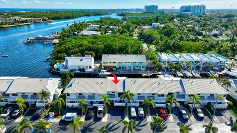 732 Ne 12th Terrace Boynton Beach FL 33435