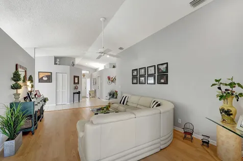 6135 Bay Isles Drive Boynton Beach FL 33437