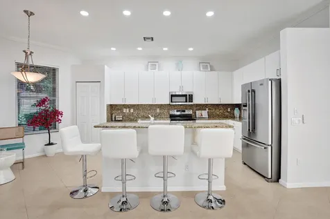 11165 Kapalua Way Boynton Beach FL 33437