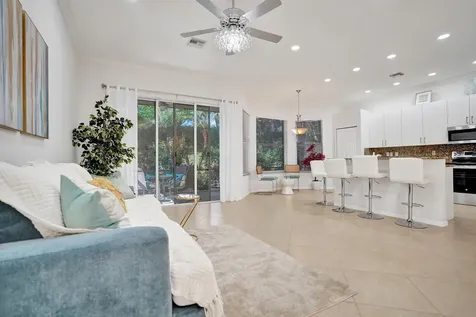 11165 Kapalua Way Boynton Beach FL 33437