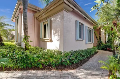 7081 Mallorca Crescent Boca Raton FL 33433