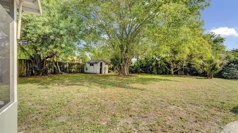 11117 Model Circle Boca Raton FL 33428