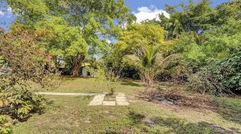 11117 Model Circle Boca Raton FL 33428
