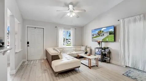 11117 Model Circle Boca Raton FL 33428