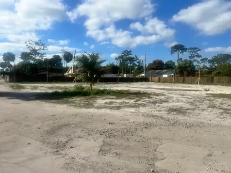 447 Tall Pines Road West Palm Beach FL 33415