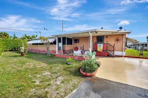 51005 Galina Bay Boynton Beach FL 33436