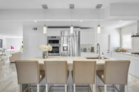 721 Sw 15th Street Boca Raton FL 33486