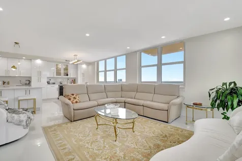 5440 N Ocean Drive Singer Island FL 33404