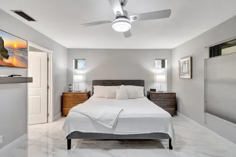 10927 Dolphin Palm Court Boynton Beach FL 33437