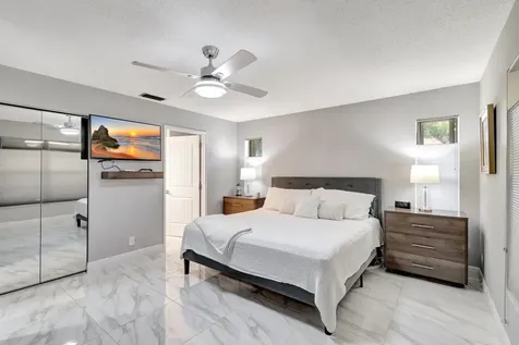 10927 Dolphin Palm Court Boynton Beach FL 33437