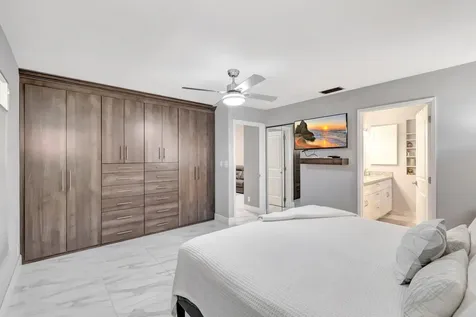 10927 Dolphin Palm Court Boynton Beach FL 33437