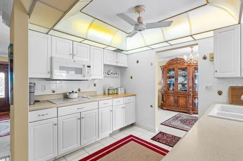 1802 Sw 13th Avenue Boynton Beach FL 33426