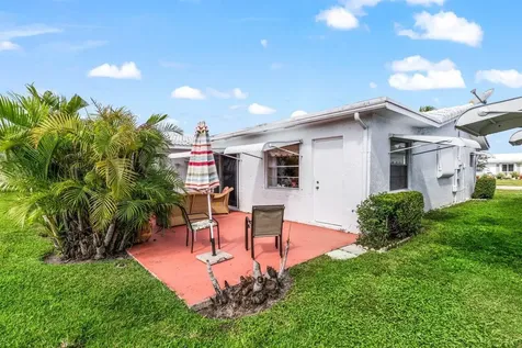 1802 Sw 13th Avenue Boynton Beach FL 33426