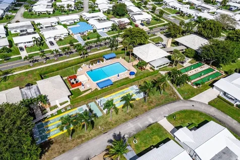 1802 Sw 13th Avenue Boynton Beach FL 33426