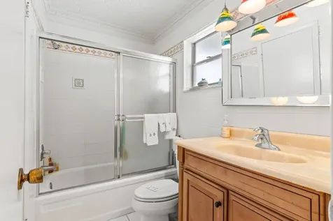 1802 Sw 13th Avenue Boynton Beach FL 33426