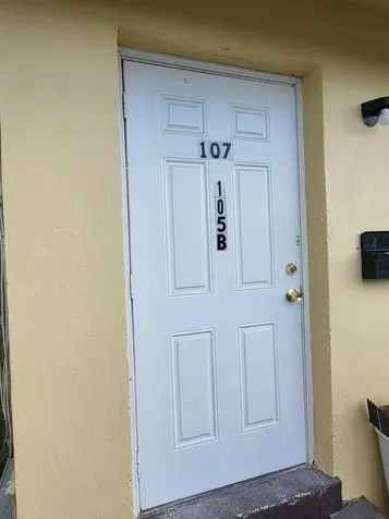 105 SW 12th Avenue Delray Beach FL 33444