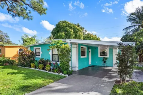 2350 Nw 2nd Street Boynton Beach FL 33435