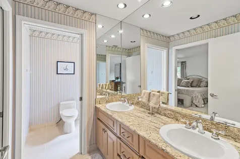 6525 Via Benita Boca Raton FL 33433