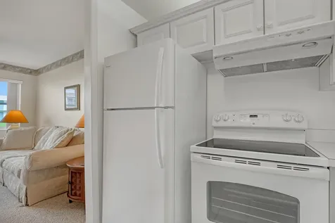 680 Horizons Boynton Beach FL 33435